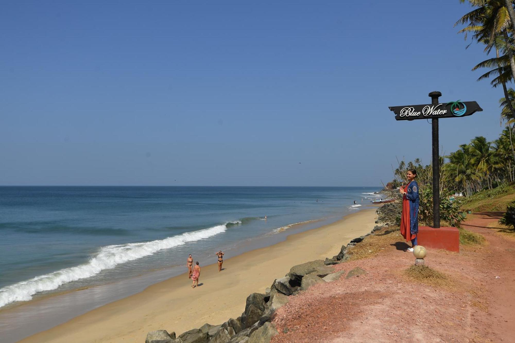 Blue Water Beach Resort Varkala Exteriör bild