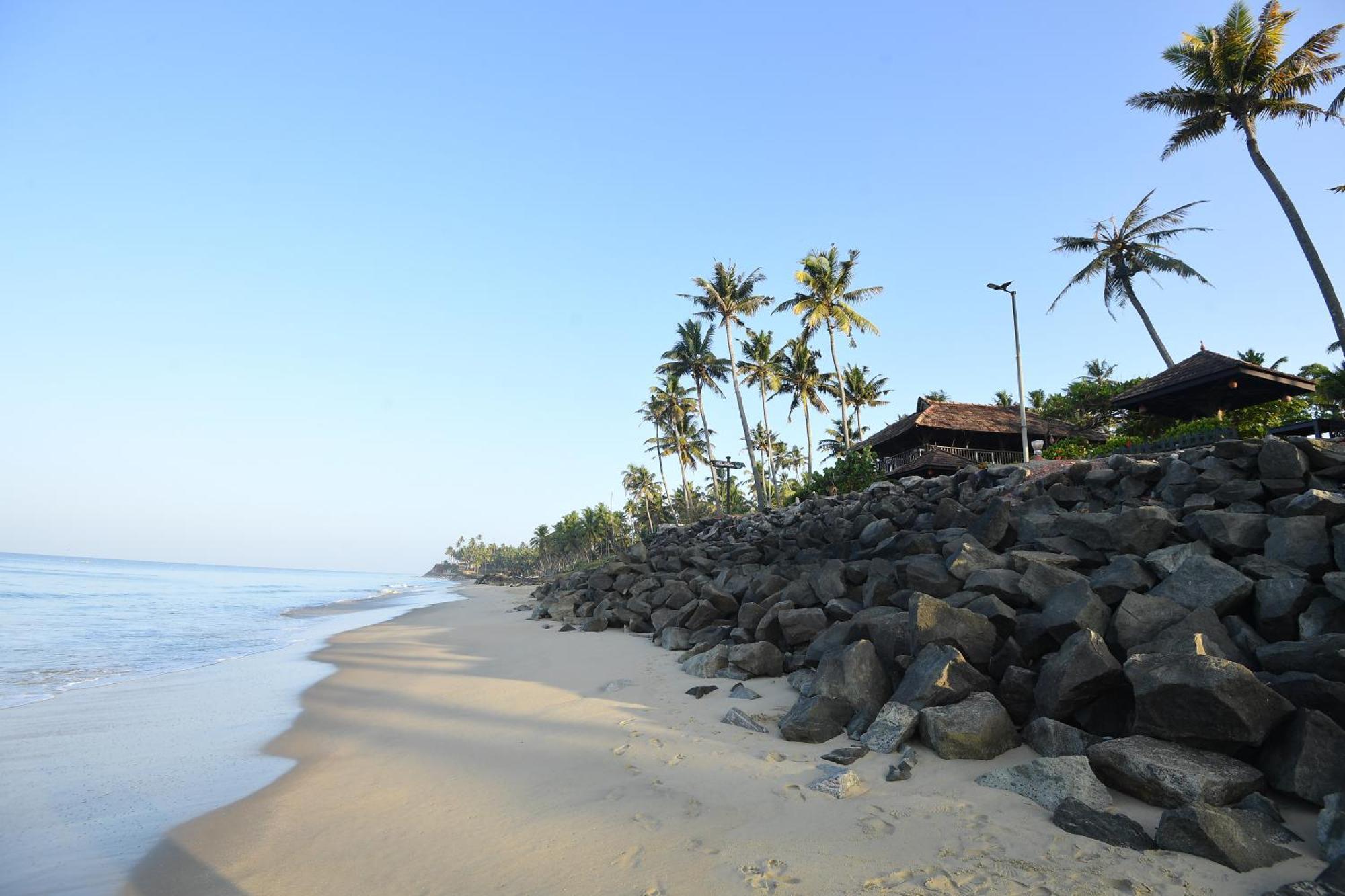 Blue Water Beach Resort Varkala Exteriör bild