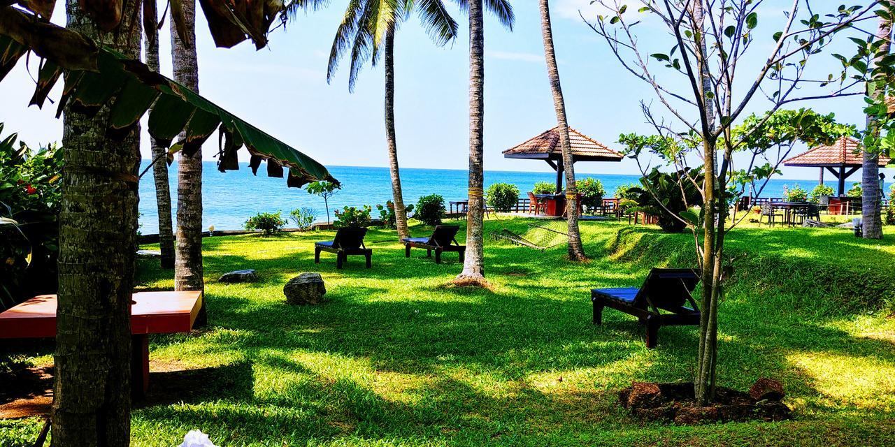 Blue Water Beach Resort Varkala Exteriör bild